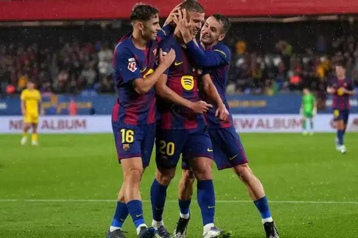 6cef9fd8-9425-49b2-88f4-dd34588309be