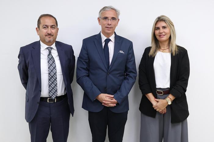 e60bfd495b1b4e074875dfd1e7f2416c