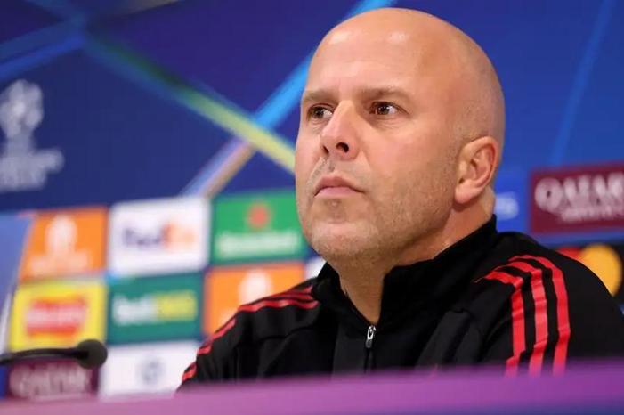 8c8433af-4764-4d27-8a08-2047ba0ba4e9