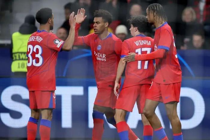 cce658f3-6da0-4b1a-aaeb-b3f95b39e3db