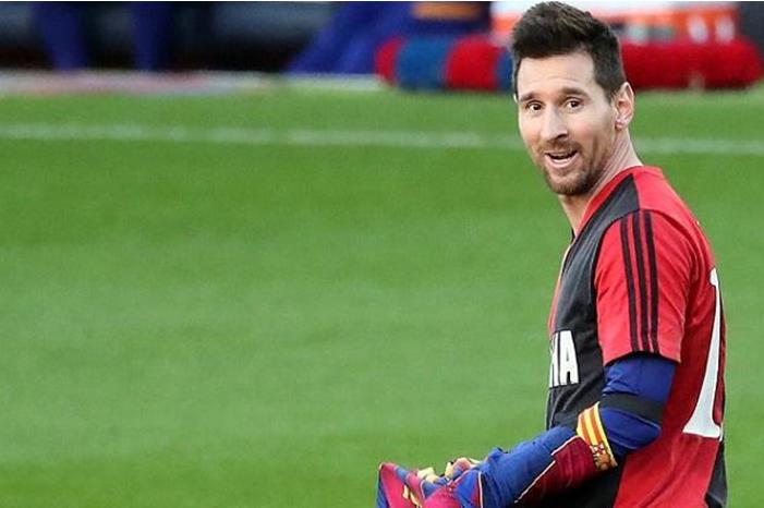 177-144535-lionel-messi-barcelona-award-2020-sport_700x400