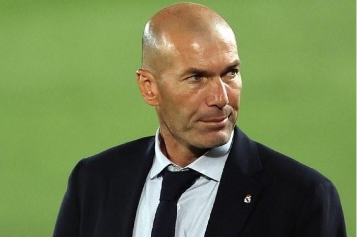 زين-الدين-زيدان-1 (Custom)