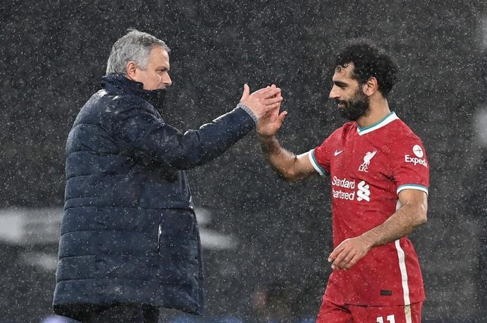 564753-محمد-صلاح-ومورينيو