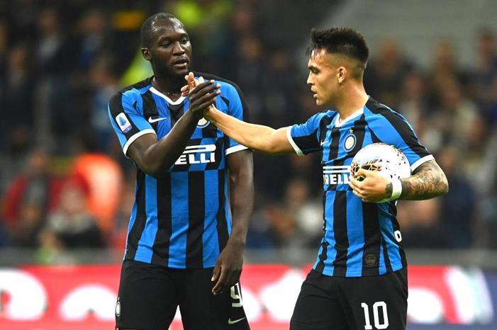 100-153824-inter-milan-messi-europa-league-4