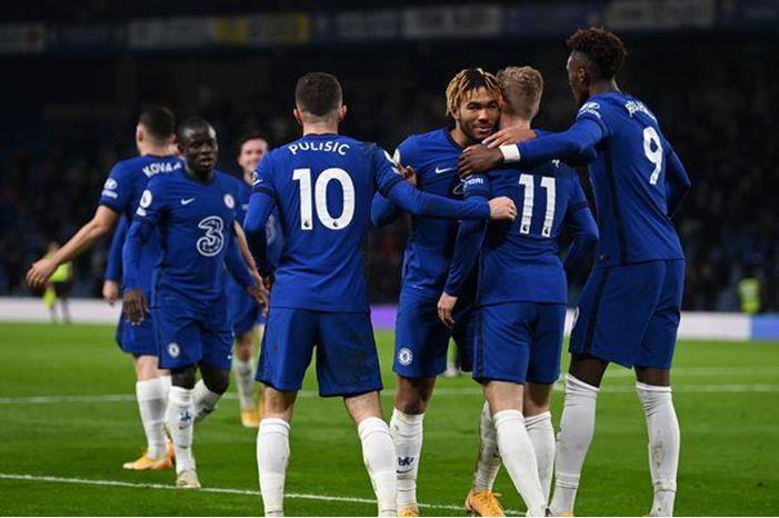 0_GettyImages-1289619182