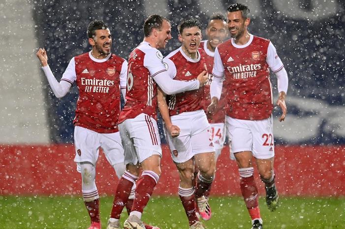 أرسنال يواصل التقدم رغم الثلوج ترتيب-الدوري-الإنجليزي-آرسنال
