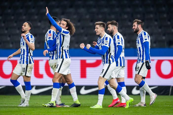 في أول مباراة لجروس.. شالكه  يواصل نتائجه الكارثية IMG_20210103_001214-1600x917