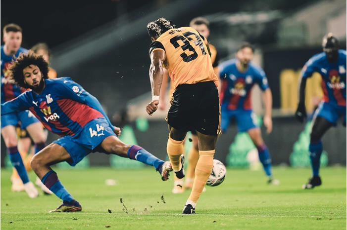 وولفرهامبتون يعبر للدور الرابع بكأس إنجلترا ErPYtBYXMAIoM8R