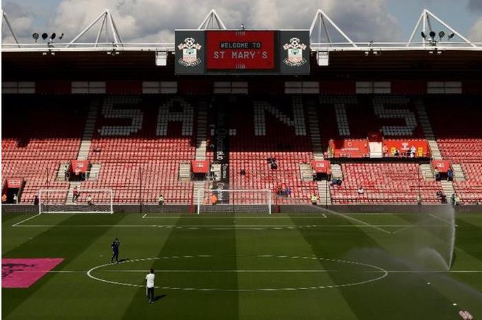 تأجيل مباراة نيوكاسل وساوثامبتون jqs1418v