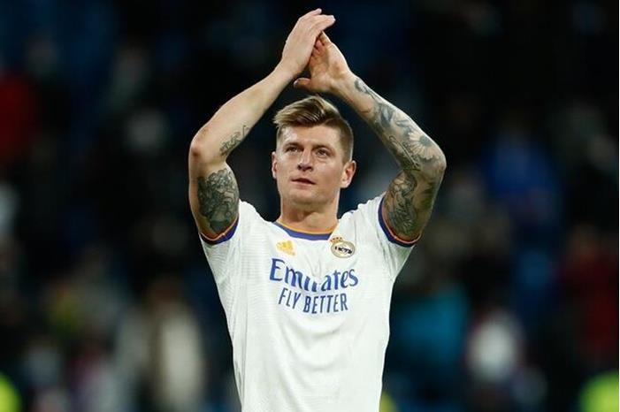 الألماني كروس يريد إنهاء مسيرته الاحترافية مع ريال مدريد 61dc902642360442c232c821
