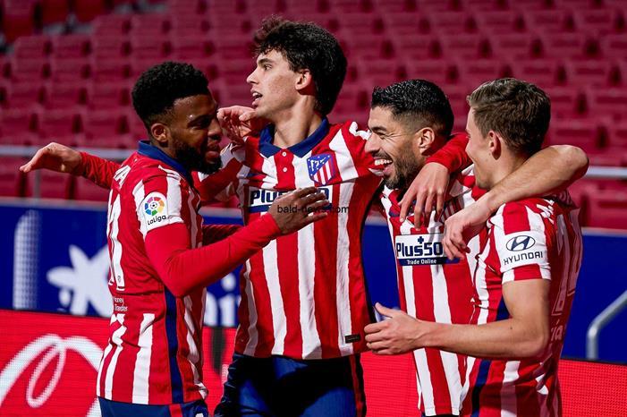 أتلتيكو مدريد يتدرب في الرياض استعدادا لبيلباو 459089-أتلتيكو-مدريد-ضد-فالنسيا-في-الدوري-الاسباني-اليوم-الاحد