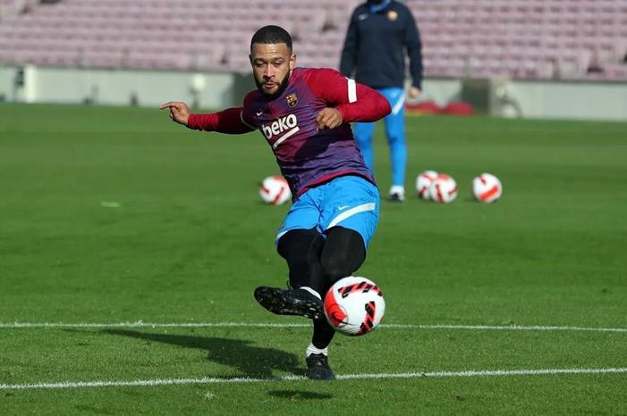 ديباي يوجه رسالة حماسية قبل الكلاسيكو FIMF2KhX0AU2VHG