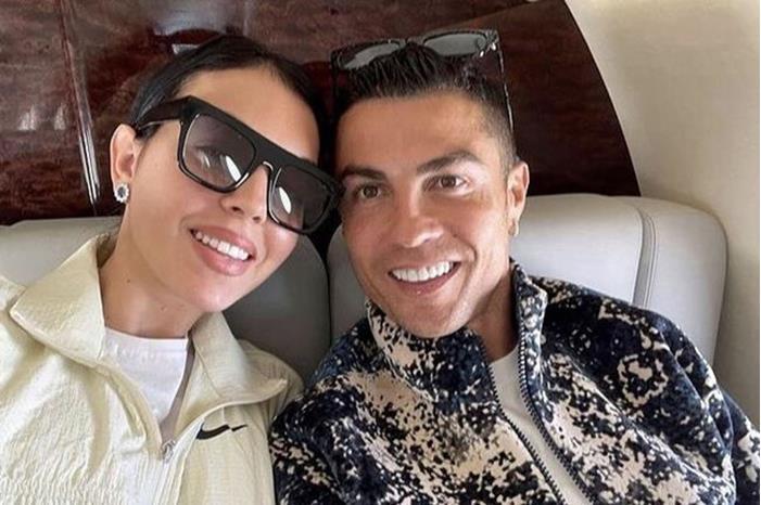 زيارة غامضة لرونالدو إلى مدريد على متن طائرة خاصة 61dfc8474c59b70dc540585f