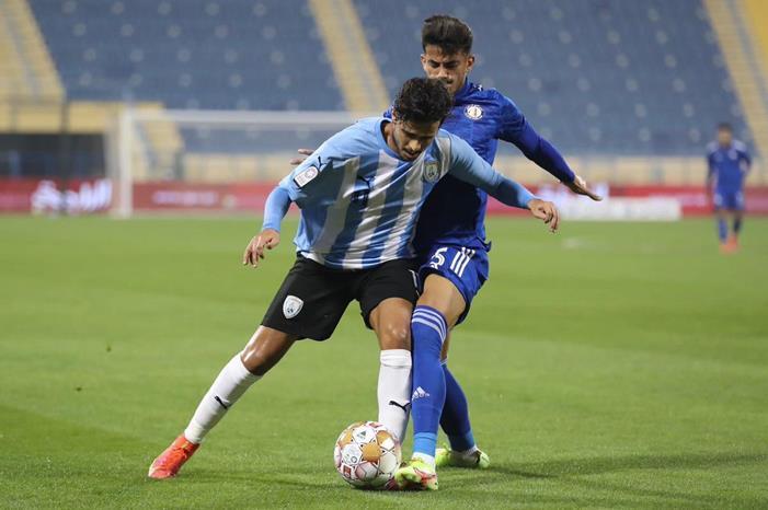 الوكرة يجتاز أحزانه ويعود لانتصاراته FI_zTQLXIAQqqSf