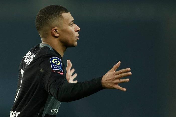 باريس سان جيرمان يفوز رغم غياب ميسي mbappe-1