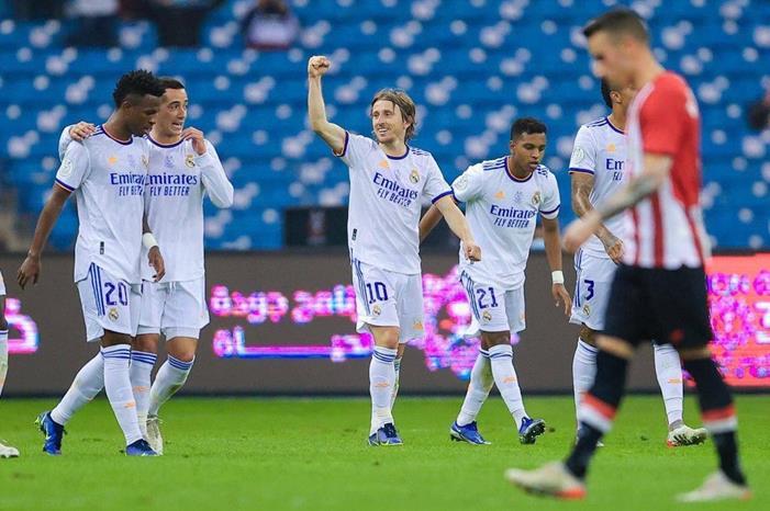 ريال مدريد يتوج بكأس السوبر الإسباني بعد الفوز على أتلتيك بيلباو ريال-مدريد-2