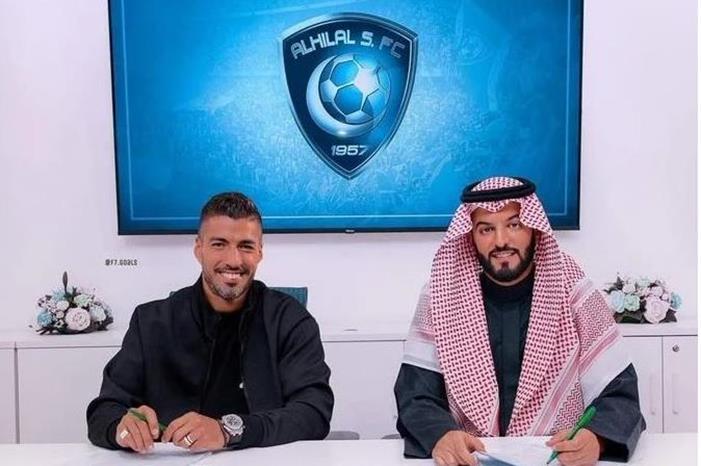 سواريز يرد على عرض الهلال السعودي 123