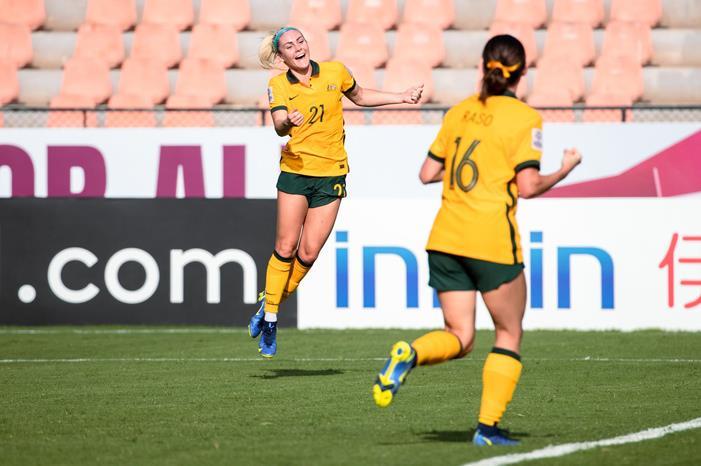 AC21AFCFootball2ndHalf-0011