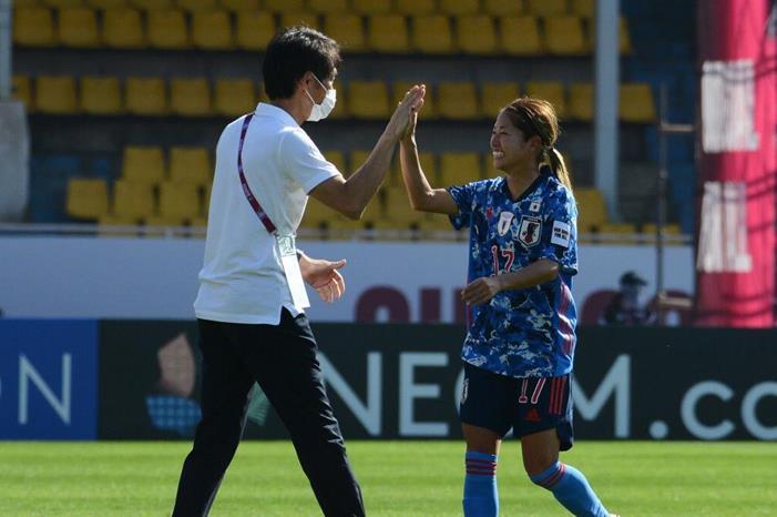 التصريحات بعد الفوز الياباني الكبير في افتتاح المشوار الآسيوي Futoshi-Ikeda---Japan-head-coach