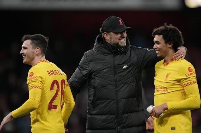 التشكيلة الأساسية لليفربول و كريستال بالاس 61ed527042360415a71b7f25