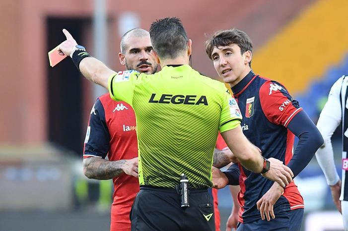 تعادل جنوى وأودينيزي بالدوري الإيطالي TAN_7670