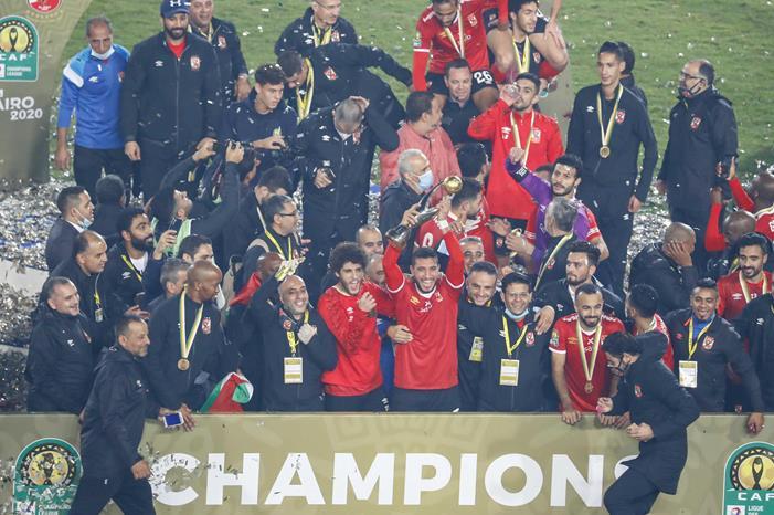 كاف يعلن تأجيل مباراة الأهلي والمريخ بدوري أبطال إفريقيا 000_8W27JE