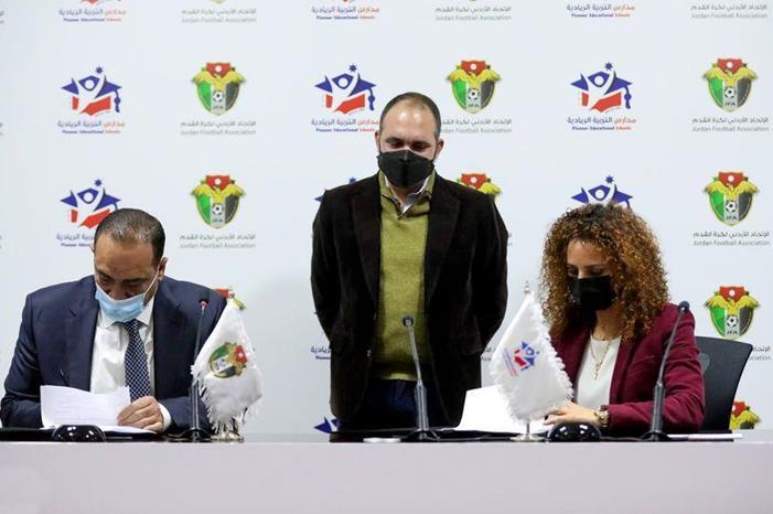 272119129_960142021307574_602934577979285334_n