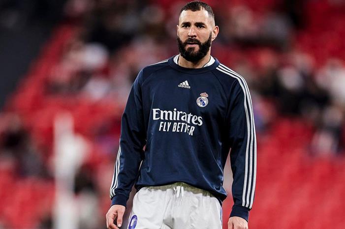 تحديد مدة غياب بنزيما عن ريال مدريد benzo