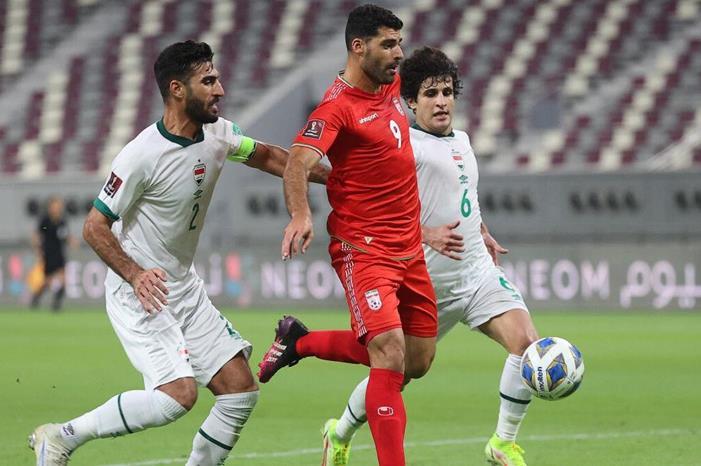 منتخب العراق يسعى لتصحيح المسار في تصفيات كأس العالم Iraq-v-IR-Iran---AQ-2