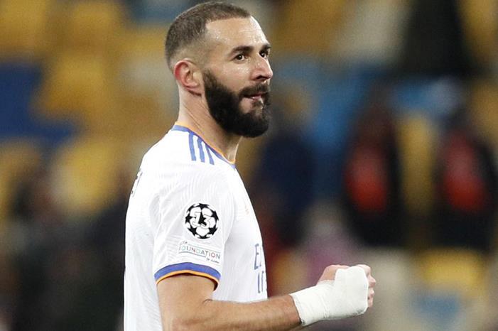 حلم ريال مدريد يهدد مستقبل كريم بنزيما Benzema-2