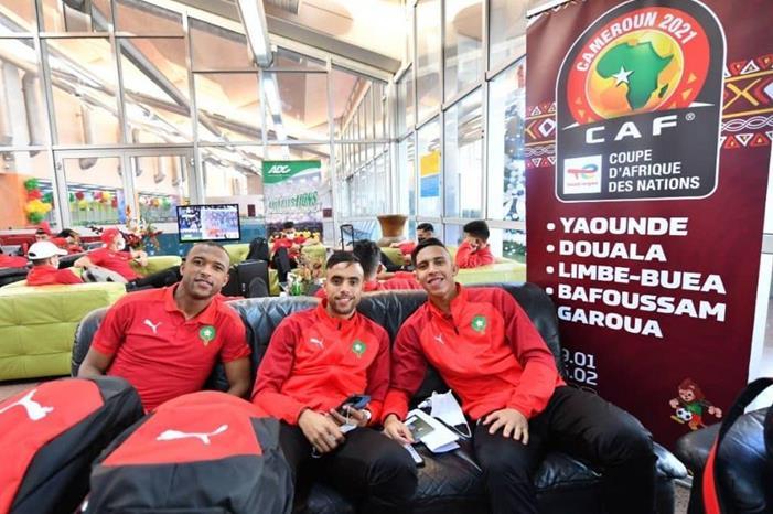 منتخب المغرب يصل الكاميرون لخوض منافسات أمم أفريقيا - صور 162560-وصول-منتخب-المغرب-إلى-الكاميرون-(2)