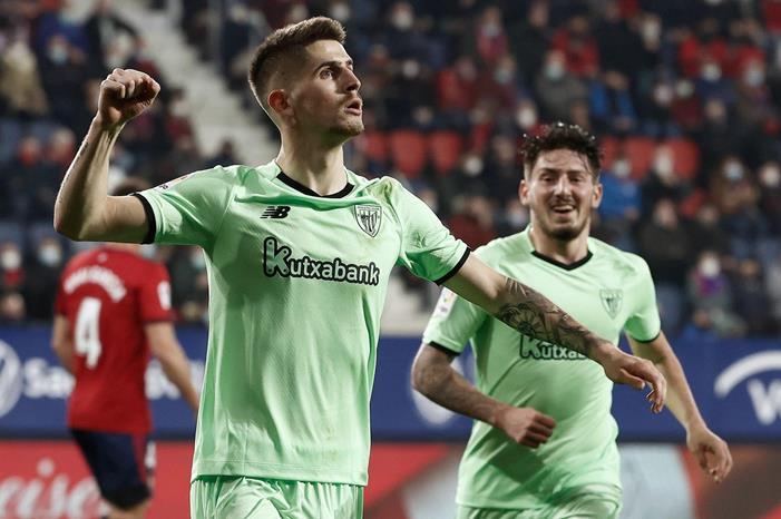 هاتريك سانسيت يقود بلباو للفوز بثلاثية على أوساسونا في الدوري الإسباني FINlLZUXsAUNiMX