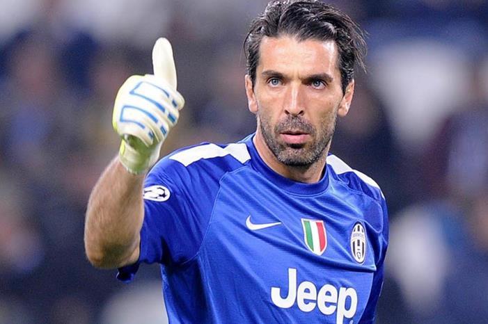 اصابة الحارس بوفون بفيروس كورونا Gianluigi_Buffon
