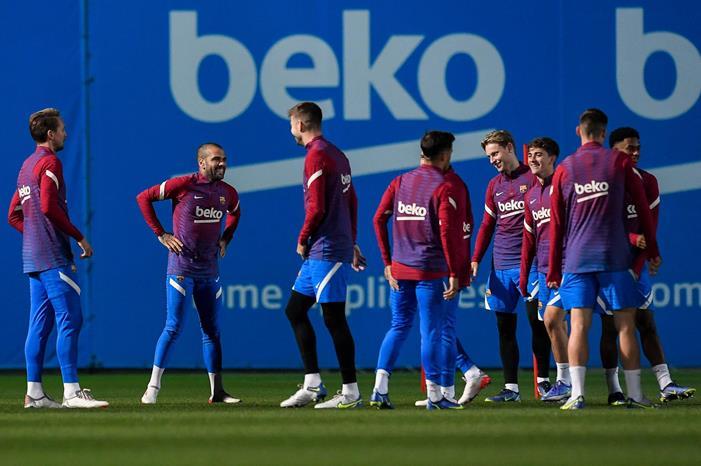 اتلتيكو مدريد يهدد صفقة برشلونة 61caca974c59b77032652544