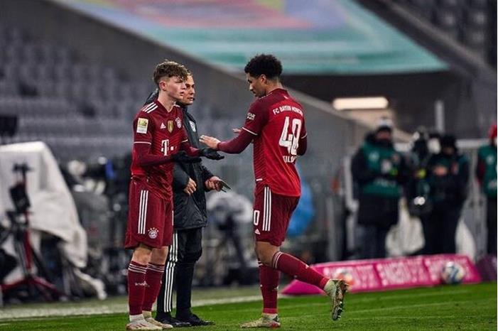 61d996ad4c59b71cc520cc04