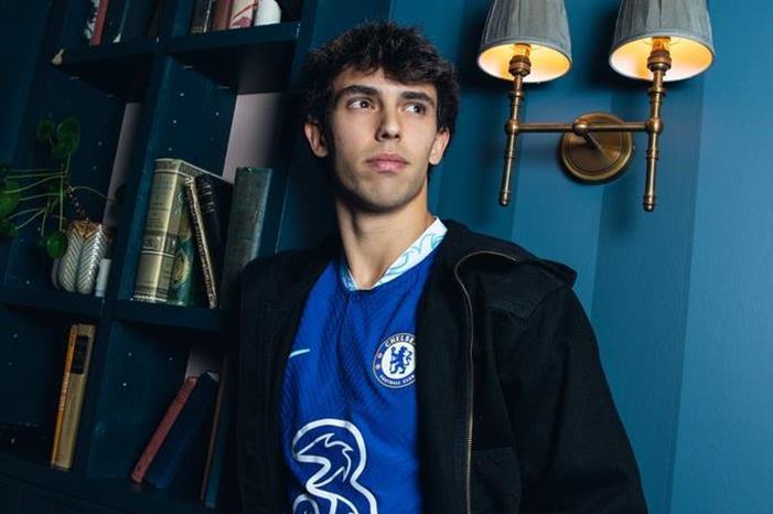 تشيلسي يعلن التوقيع رسمياً مع جواو فيليكس FmMJ33laAAAS99W