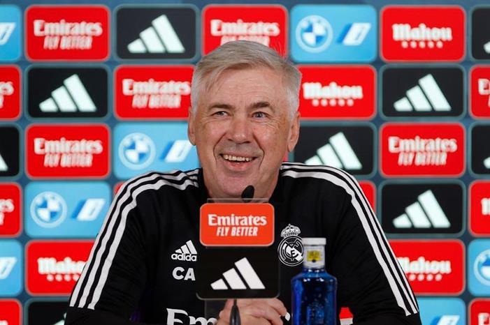 انشيلوتي يوجه رسالة لجماهير النادي الملكي FlJjK3dXoAA4AmJ