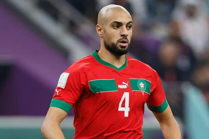 امرابط يعود لتمارين فيورنتينا بعد رحلة كأس العالم 7772309_1671095088