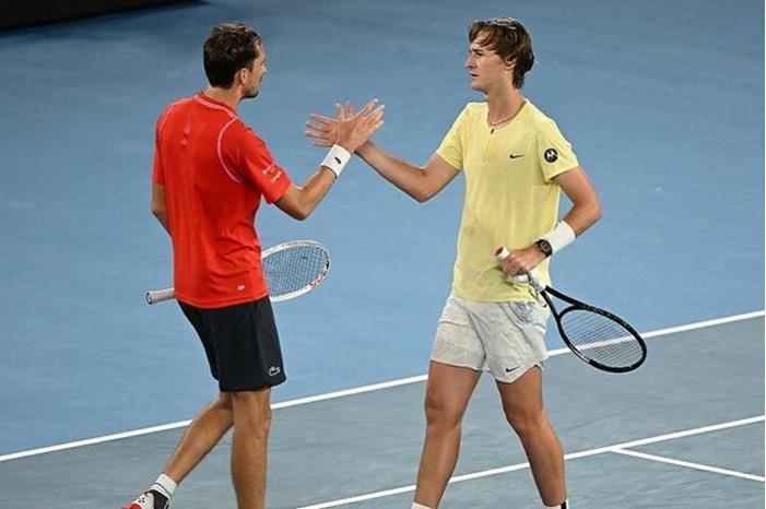 63caf4434c59b76a0f2f28a6