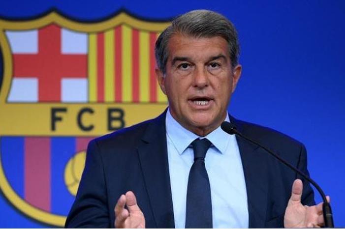 100-171245-joan-laporta-barcelona-tragic-lionel-messi_700x400