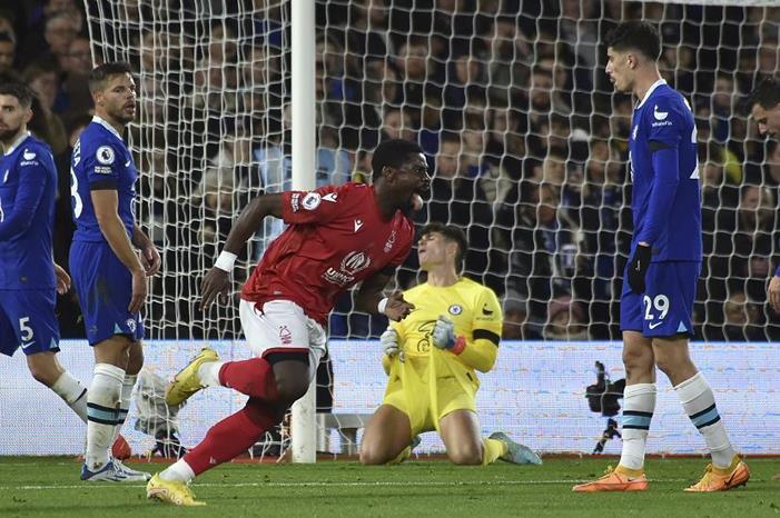 تشيلسي يتعادل مع نوتنغهام بالدوري الإنجليزي 63b1d5ff4c59b72aa656f852