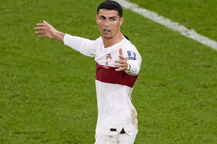 من مول صفقة انتقال رونالدو للنصر السعودي؟ 63b18a934236042be5740993