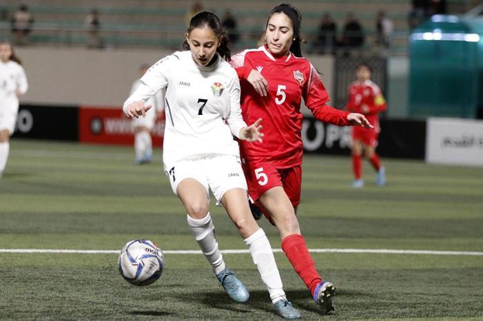 المنتخب النسوي تـ 17 يعبر نظيره البحريني بغرب آسيا 63b87255e0d40