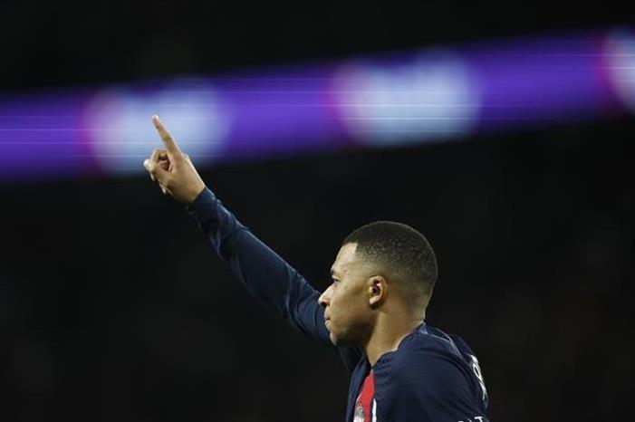 epa_soccer_2023-12_2023-12-20_2023-12-20-11039379_epa