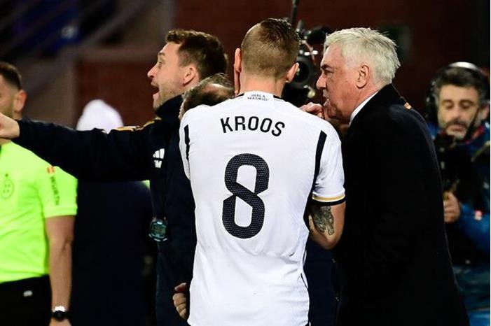 65a504ae4c59b73e2546ef39