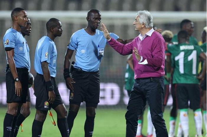 تحذير الحكام من التلاعب بنتائج مباريات كأس إفريقيا 65a7aac44c59b77b9c467f4e
