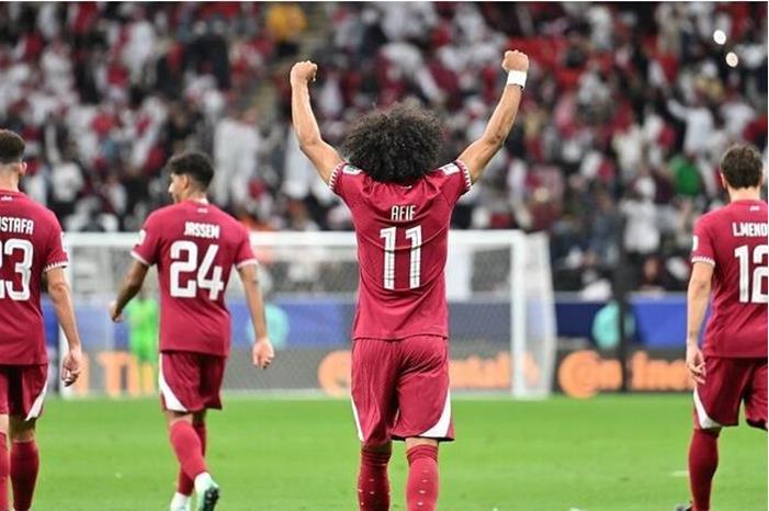 كأس آسيا 2023.. منتخب قطر أول المتأهلين إلى دور الـ16 65a802324236046c050e364c