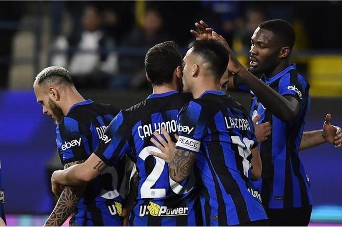 إنتر ميلان يطيح بلاتسيو ويضرب موعدا ناريا مع نابولي albums_matches_2185395_2024-01-19-11090614_epa