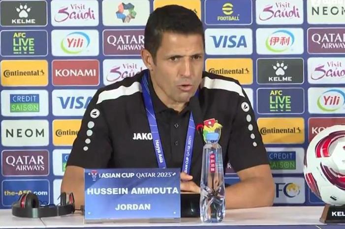 مدرب النشامى يكشف.. كيف عطل ماكينة كوريا الجنوبية؟ GESlssXWEAAQel4