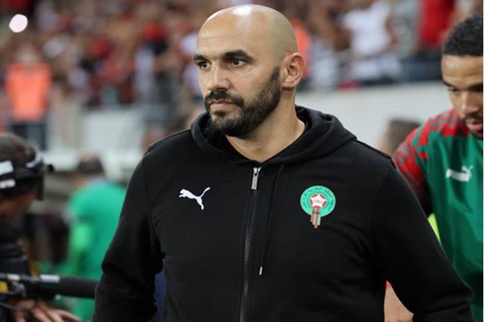 قبيل مواجهة زامبيا..  الكاف  يوقف الركراكي مدرب منتخب المغرب 65b155124c59b76e55581e75